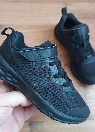 Оригінальні nike p29.5 довжина устілки по факту 19см