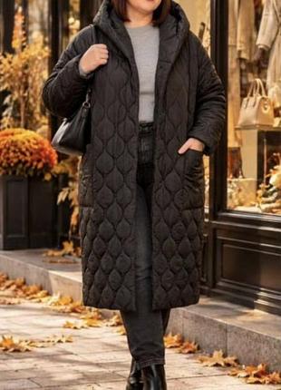 Пальто жіноче демісезонне чорне стьобане oversize розмір 54