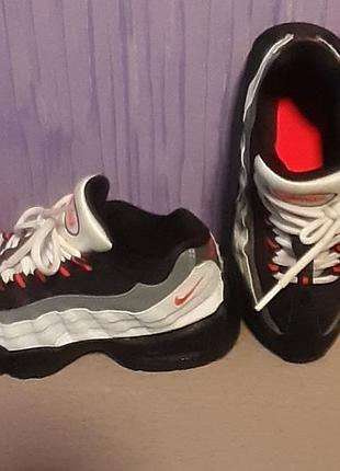 Кросівки дитячі nike air max 95 recraft чорні з білим та червоним 21.5 см устілка