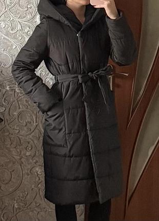 Зимова жіноча курточка