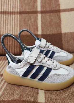 Детские кроссовки adidas