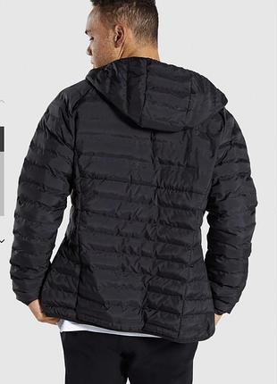 Gymshark куртка чорна sector v 2