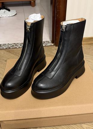 Черевики жіночі steve madden чорні 39