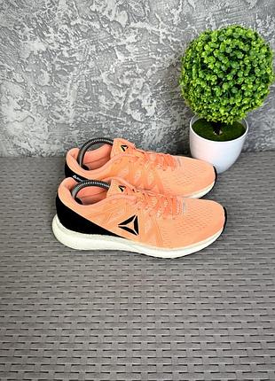 Reebok floatride energy кроссовки 36 размер спортивные яркие
