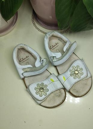 Босоніжки clarks 24 розмір 14 см
