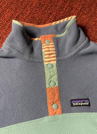 Чоловічий флісовий пуловер patagonia men's micro d snap-t pullover у забарвленні light beryl green в розмірі l вироблено з полієстру 2