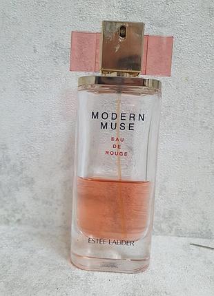 Туалетная вода estee lauder modern muse eau de rouge 23 ml из 50 ml. (батч код ab5).стены лаудер, оригинал, без коробки, estée lauder