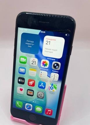 Продам iphone se 2022 (3 gen) 64 gb (midnight / чорний)
