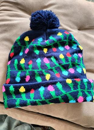 Яркая новогодняя шапка с принтом гирлянды «christmas hat»