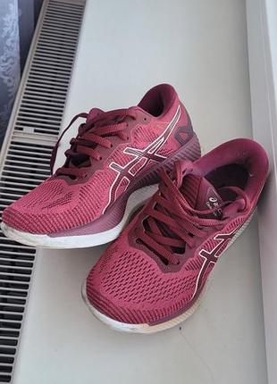 Кросівки жіночі asics бордові