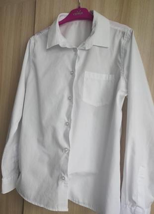 Сорочка біла з довгим рукавом