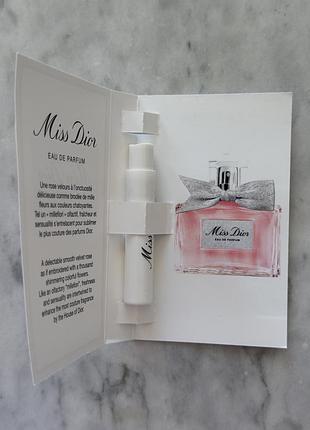 Пробники парфумів christian dior addict eau de parfum