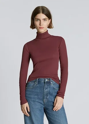 Брендовий гольф everlane (сша) у винному відтінку (розмір xs, новий)
