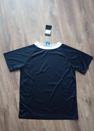 Брендова футболка apparel. 2