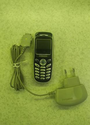 Телефон кнопочный samsung 3