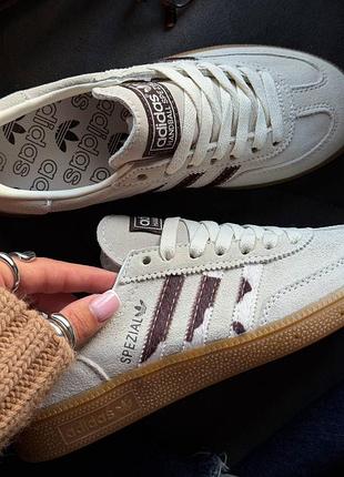 Spezial cow print 9