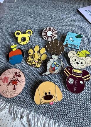Набір колекційних пінів disney