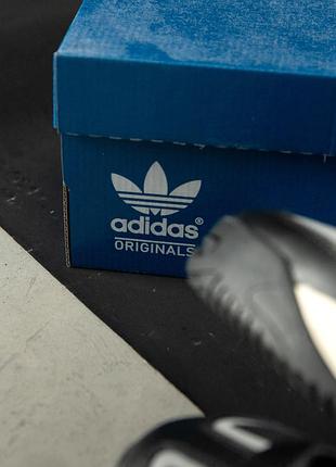 Adidas niteball black & white 5