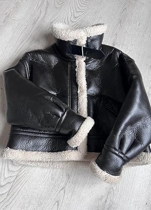 Дублянка жіноча zara чорна, розмір s, коротка