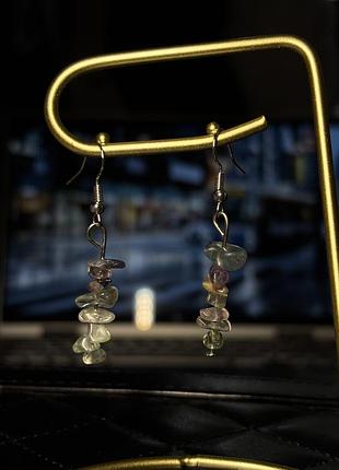 Сережки з різнокольоровим камінням