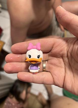 Funko pint size heroes disney series 2 daisy duck figure new