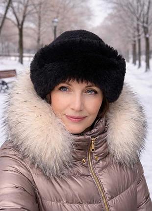 Тепла чорна шапка від nango
