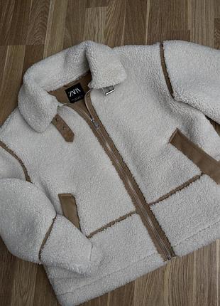 Дублянка zara ,жіноча молочного кольору,р.xs-s