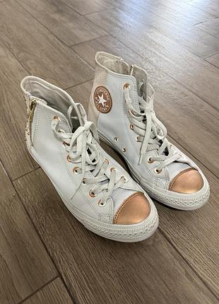 Кеди converse білі та чорні