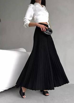 Черная юбка плиссе удлиненное миди от zara, размер xs-s