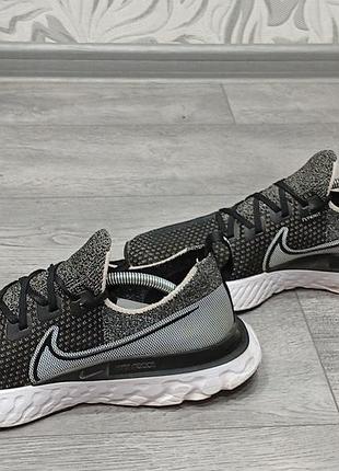 Оригінальні кросівки nike react infinity run flyknit black white 3