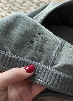 Спортивний топ nike 6