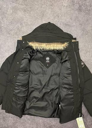 Canada goose puffer jacket — black logo 2