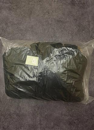 Canada goose puffer jacket — black logo 9