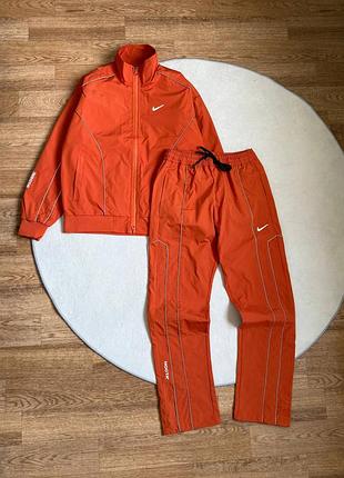 Костюм nike nocta нейлон помаранчевий/костюм найк нокта
