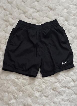 Шорти nike чорні