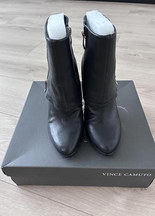Ботільони  чоботи vince camuto