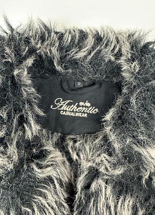 Authentic жилетка y2k faux fur 7