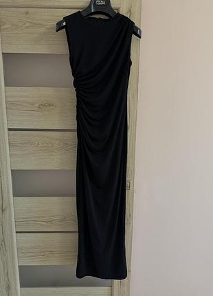 Довга жіноча сукня zara чорна