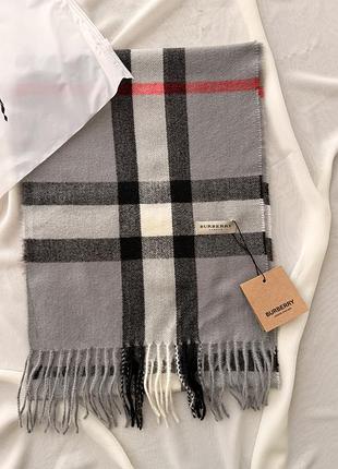 Шарф burberry серый