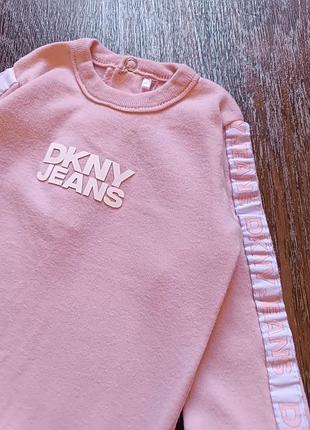 Чоловічок dkny 2