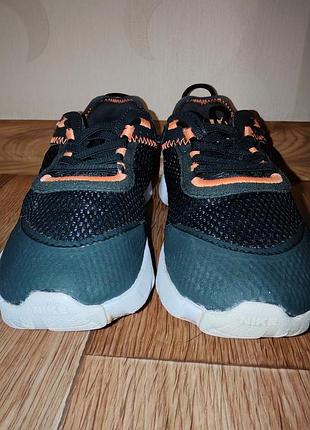 Дитячі кросівки nike react live 34 розмір 3