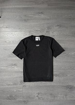 Футболка adidas оригінал