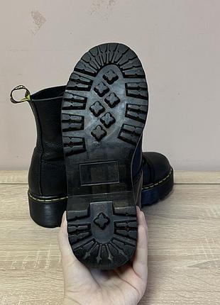 Оригінальні dr. martens шкіряні 8