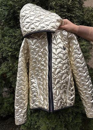 Куртка для дівчинки золотиста стьобана з капюшоном