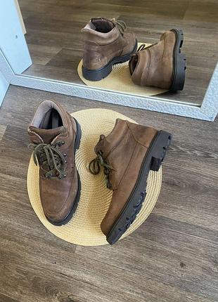 Черевики чоловічі clarks коричневі 42 (26 см) шкіряні