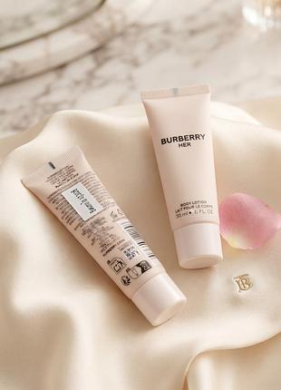 Burberry her body lotion – парфюмированный лосьон для тела, 30 мл