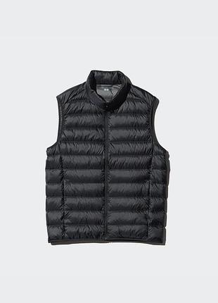 Ультралегкий пуховий жилет uniqlo ultra light down чорного кольору розмір xs