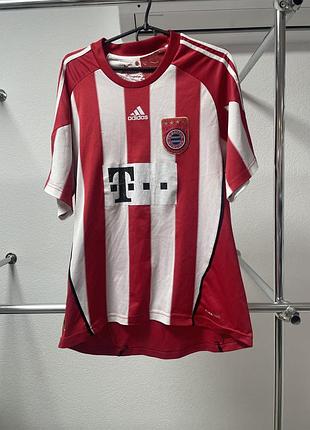 Футбольна форма чоловіча adidas баварія мюнхен 2010-2011 домашня