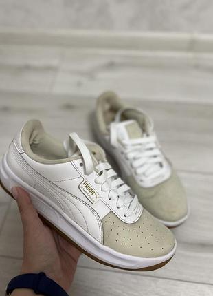 Кросівки жіночі puma california білі з бежевими деталями, розмір 40.5, довжина устілки 26 см