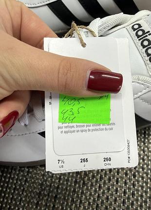 Оригинальные кроссовки новые adidas 2